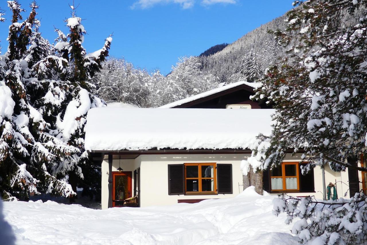 Ferienwohnungen Familie Wetzlinger Bad Kleinkirchheim Exterior photo